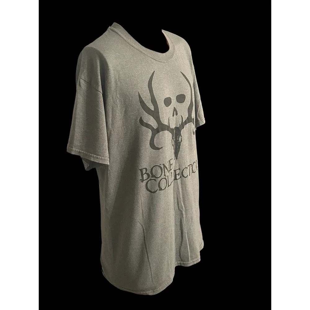 The Bone Collector‎ T-shirt Men's Size Large Green Short Sleeve
